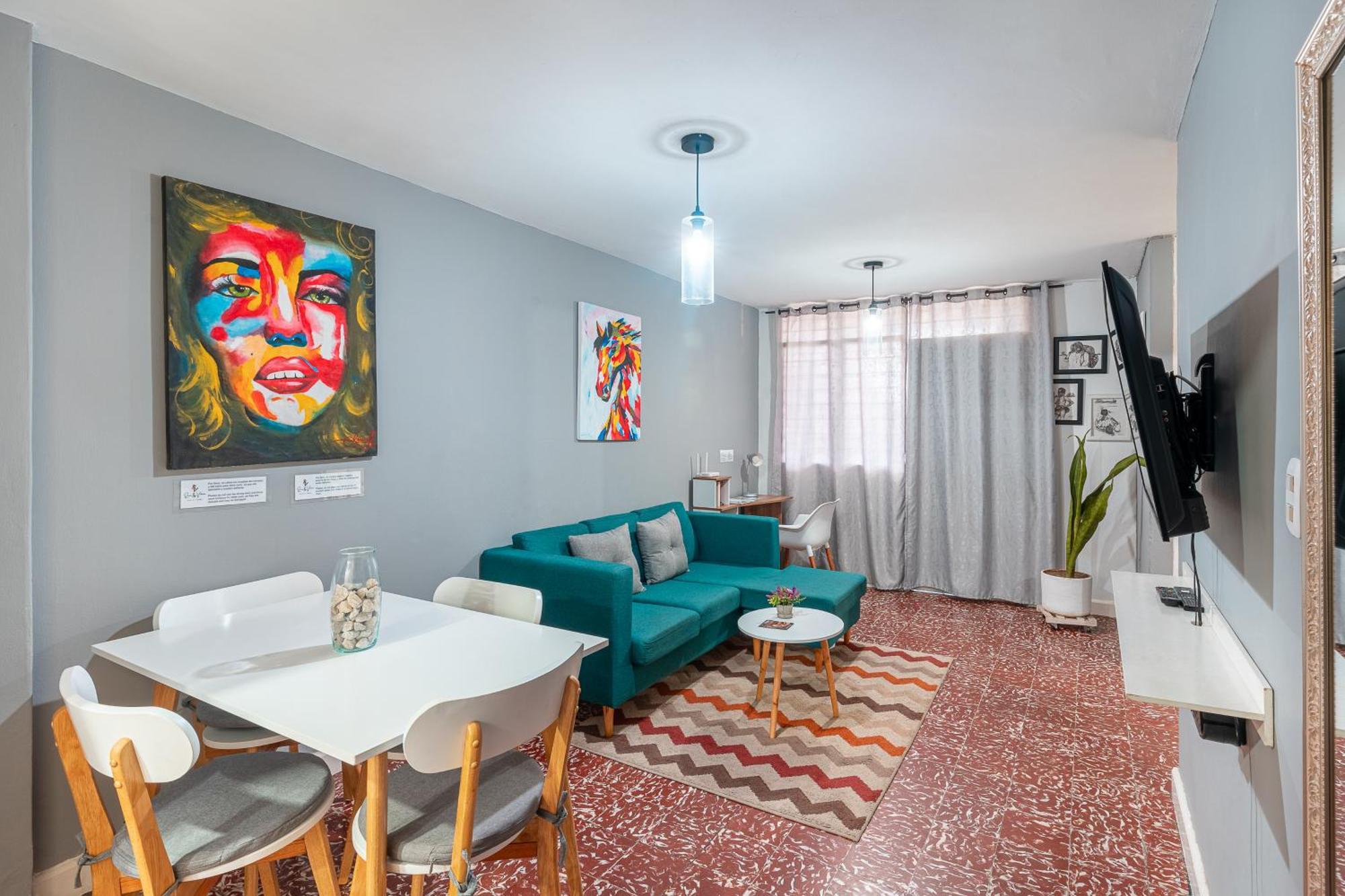 Apartamento Comodos En El Centro De *